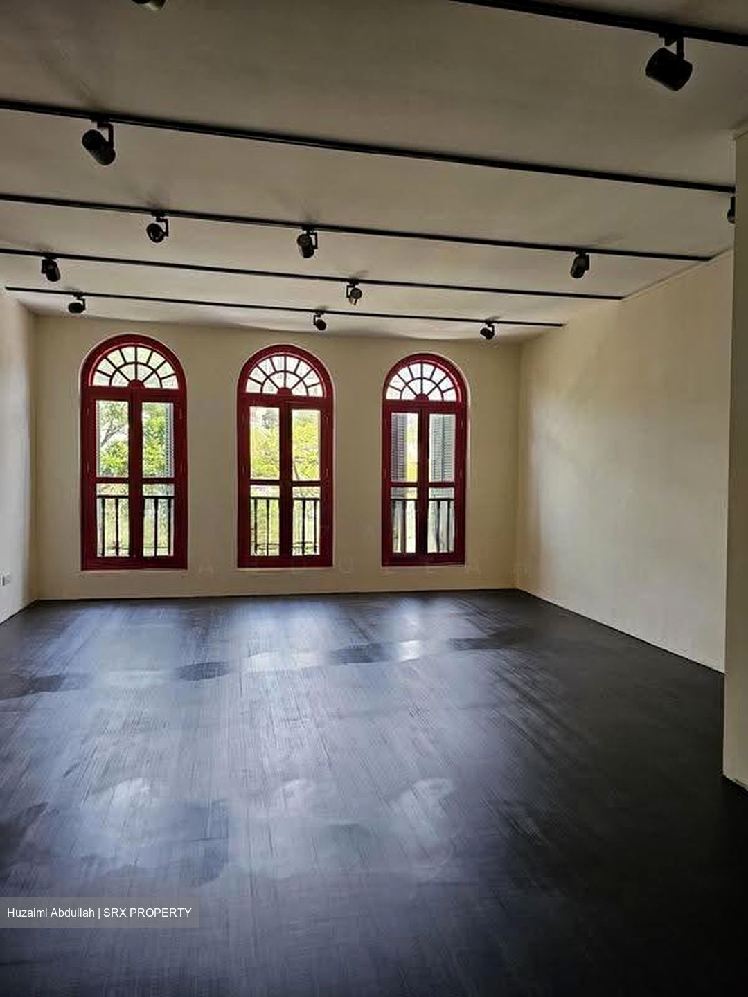 Telok Ayer Street (D1), Office #626860861